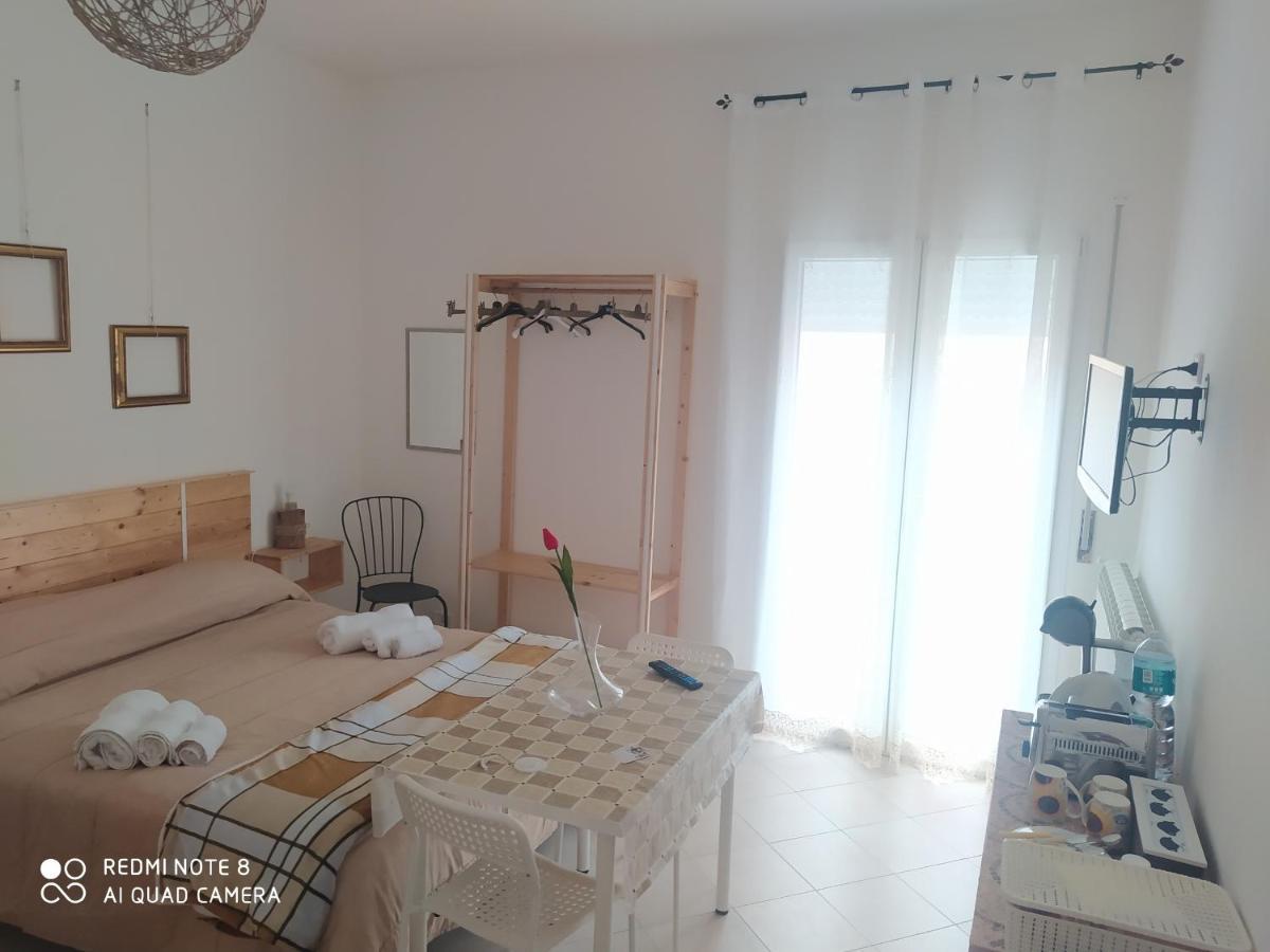 Bed & Breakfast Acquaviva Di Vullo Vincenzo Acquaviva Platani Екстер'єр фото