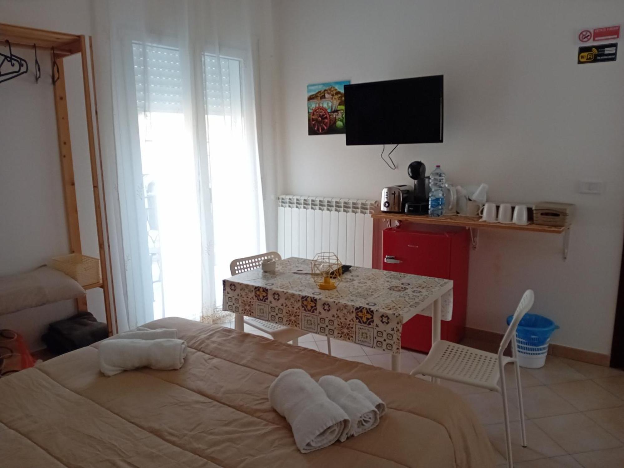 Bed & Breakfast Acquaviva Di Vullo Vincenzo Acquaviva Platani Екстер'єр фото